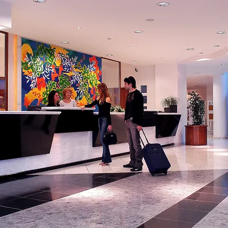 Aristoteles And Hotel Uranupoli