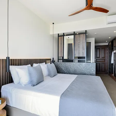 Hotel Aristoteles And 4*