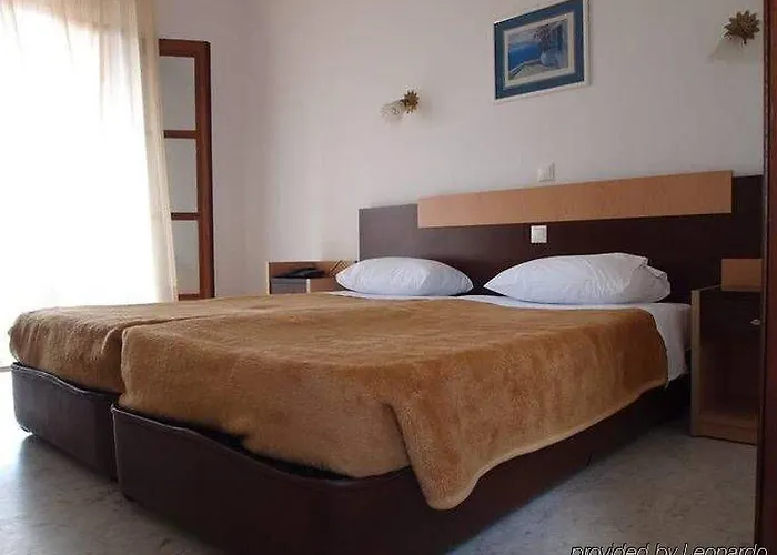 Aristoteles And Uranupoli