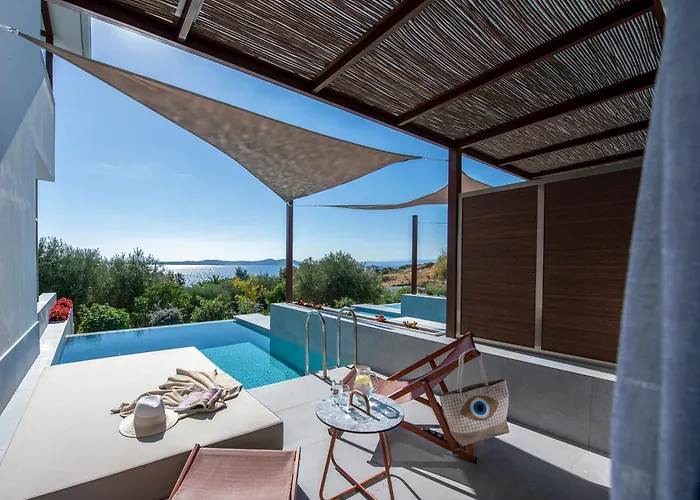Hotel Aristoteles And 4*