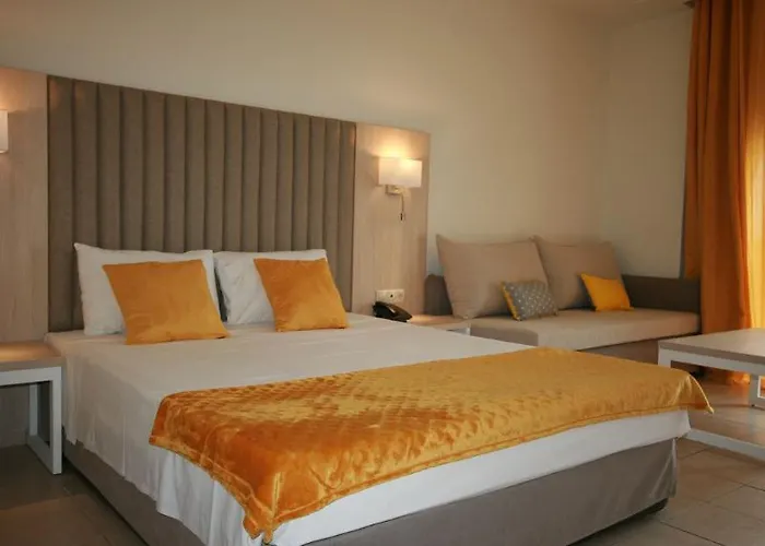 Aristoteles And Hotel 4*
