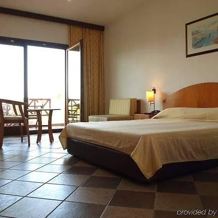 Aristoteles And Hotel