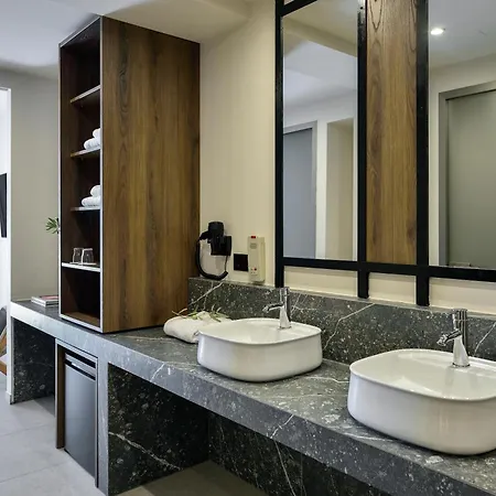 Hotel Aristoteles And