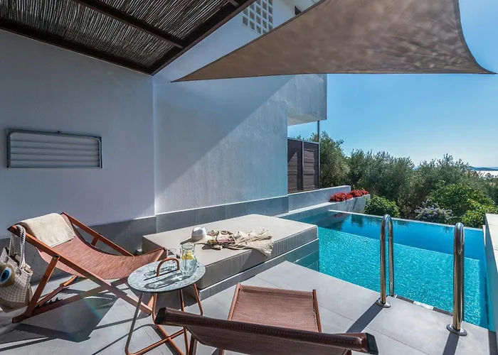 Otel Aristoteles And