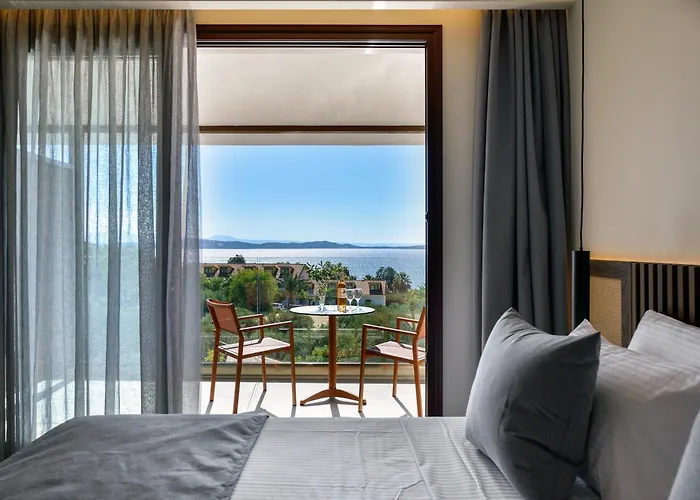 Otel Aristoteles And