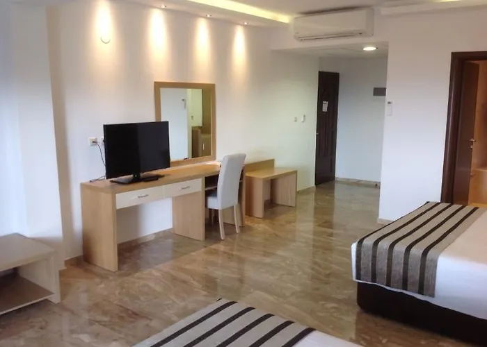 Aristoteles And Otel Ouranoupoli